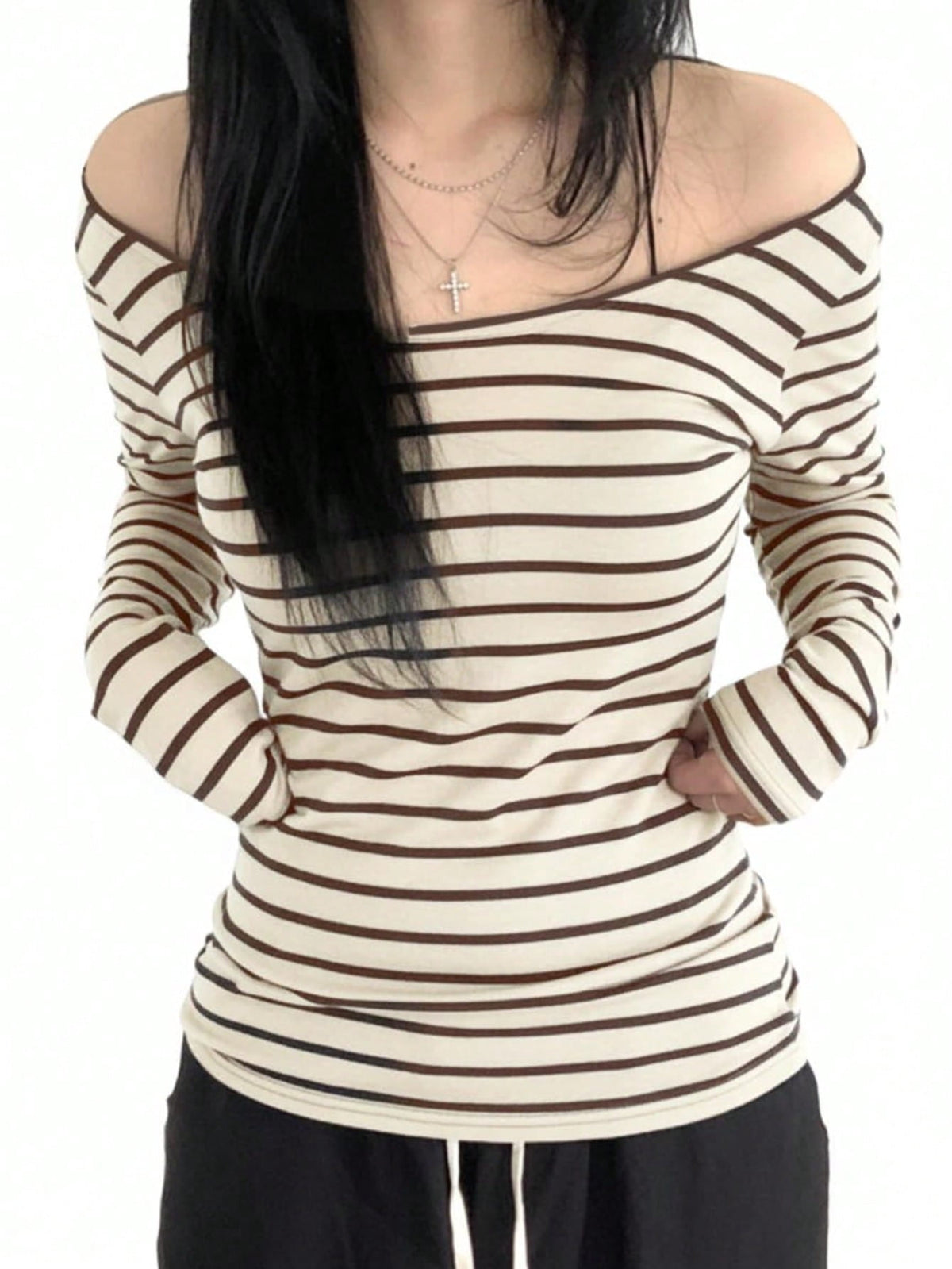 EMMIOL Women's Striped Off-Shoulder Long Sleeve Top Y2K Slim Fit Stretch Blouse, Fall & Spring Casual Shirt with Elastic Hem