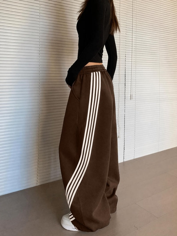 Regular Side Striped Wide Leg Sweatpants