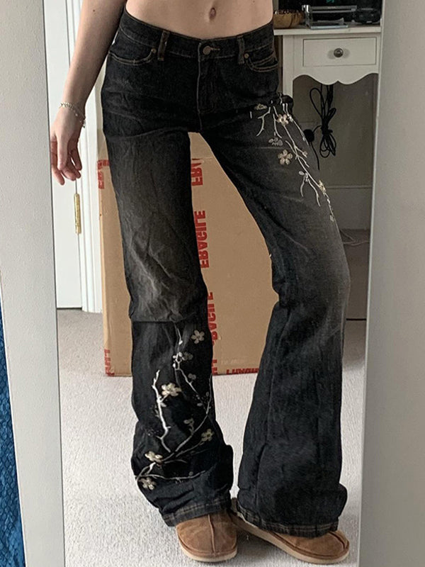 Floral Embroidery Flare Jeans