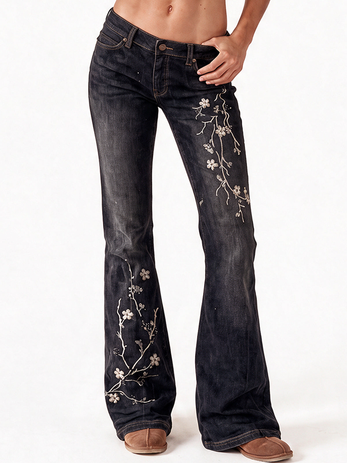 Floral Embroidery Flare Jeans