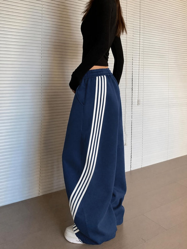 Regular Side Striped Wide Leg Sweatpants